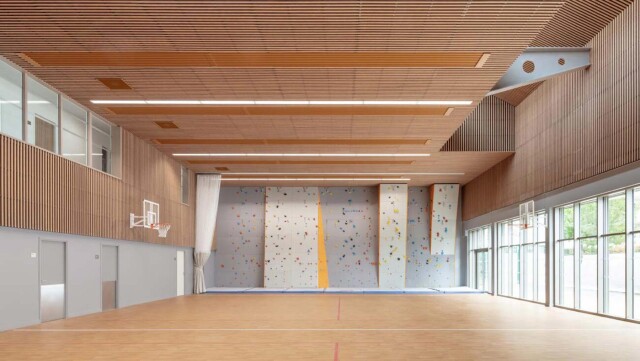 Matude Laudescher Linea 4 2 4 Sporthal College Jean Vilar 01